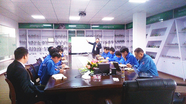 2014年11月20日，熱烈祝賀瑞安市紀(jì)龍汽車(chē)電器有限公司管理升級(jí)進(jìn)入第二期