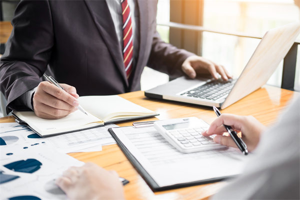 企業(yè)管理之要讓員工跟隨你，保持一致