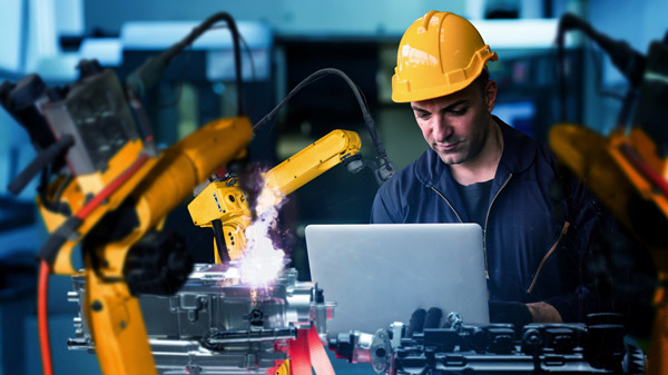 如何驅(qū)動制造業(yè)創(chuàng)新與優(yōu)化？數(shù)字化轉型必經(jīng)之路！