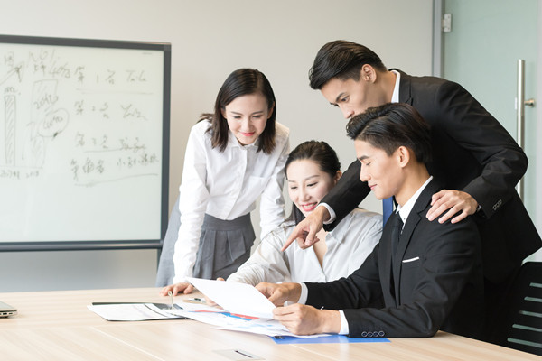 人才梯隊(duì)建設(shè)：培養(yǎng)儲(chǔ)備，確保企業(yè)持續(xù)發(fā)展