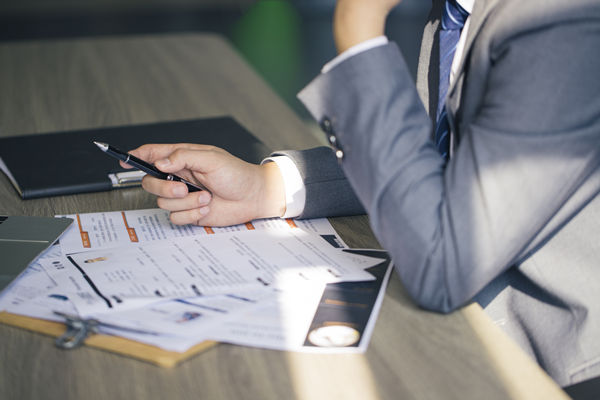 超越招聘：全面解析人力資源管理中的選、育、用、留