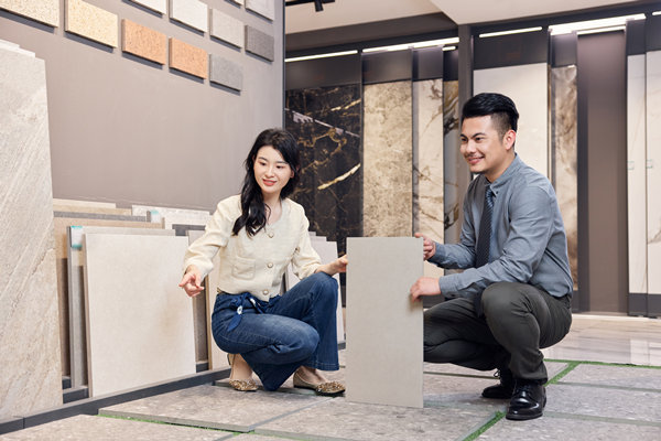 財務(wù)預(yù)算與年度經(jīng)營計劃：目標設(shè)定與成本控制