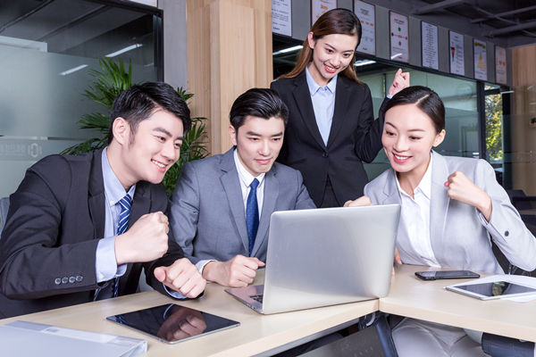 年度人才發展計劃：以人為本，共建共享