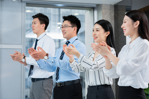 目標(biāo)設(shè)定與追蹤：明確目標(biāo)，確?？?jī)效達(dá)成