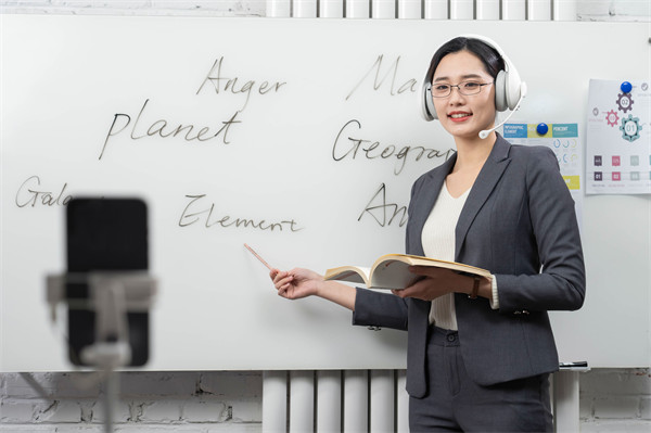 品牌數(shù)字化：借助數(shù)字技術(shù)，創(chuàng)新品牌營銷模式