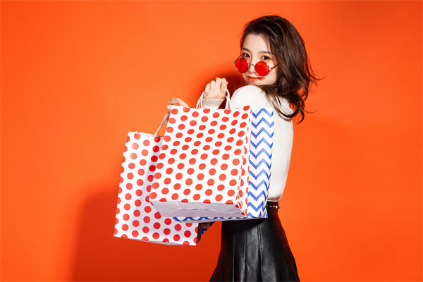 打造卓越品牌，創(chuàng)新?tīng)I(yíng)銷(xiāo)策略，引領(lǐng)市場(chǎng)新潮流