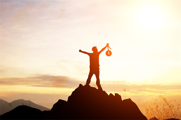 激勵(lì)機(jī)制：激發(fā)員工動(dòng)力，提升績(jī)效表現(xiàn)