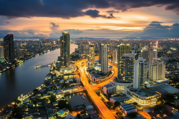 集團(tuán)管控創(chuàng)新實(shí)踐，引領(lǐng)行業(yè)發(fā)展趨勢與變革