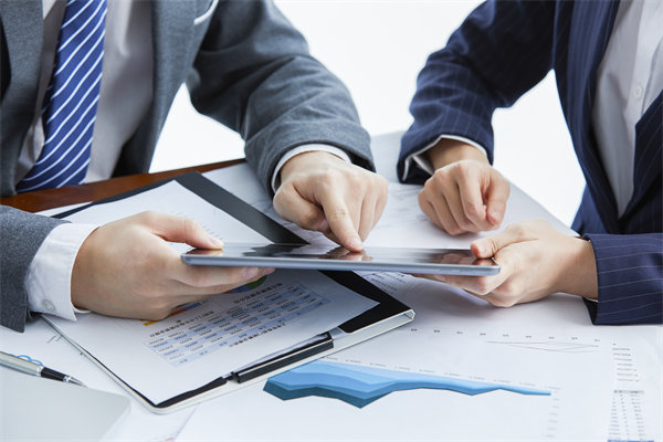 決策智囊：匯聚精英智慧，提升企業(yè)決策質(zhì)量