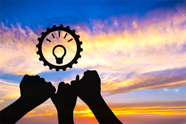 戰(zhàn)略咨詢創(chuàng)新驅動，激發(fā)企業(yè)活力，鑄就長青基石