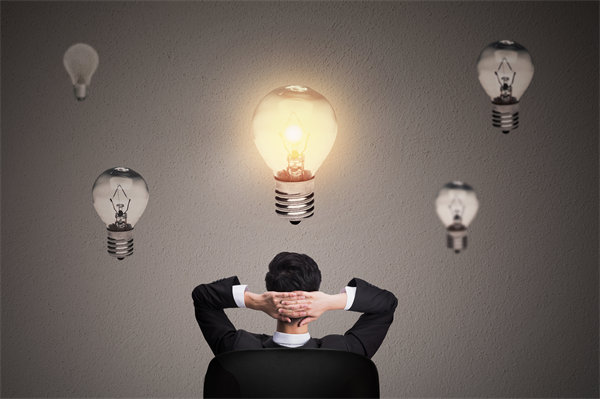 創(chuàng)新企業(yè)管理思維，激發(fā)員工潛能，推動(dòng)企業(yè)騰飛