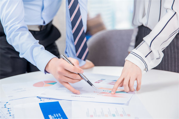 薪酬管理與員工績效評估聯(lián)動，實現(xiàn)企業(yè)員工共同成長