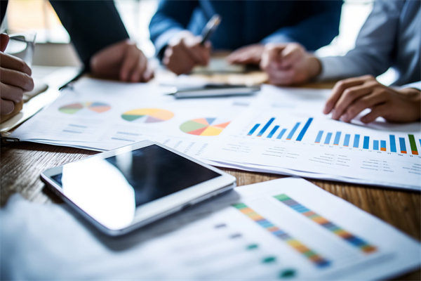 企業(yè)如何通過(guò)上年度的結(jié)果，修正下年度的經(jīng)營(yíng)計(jì)劃？