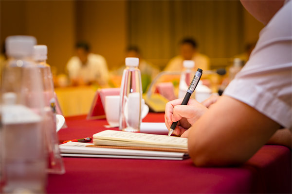 如何科學(xué)制定年度經(jīng)營(yíng)計(jì)劃以應(yīng)對(duì)市場(chǎng)不確定性？