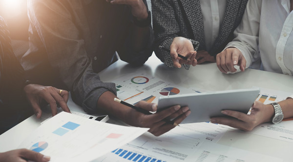 如何科學(xué)設(shè)計(jì)薪酬體系以激發(fā)員工最大潛能？