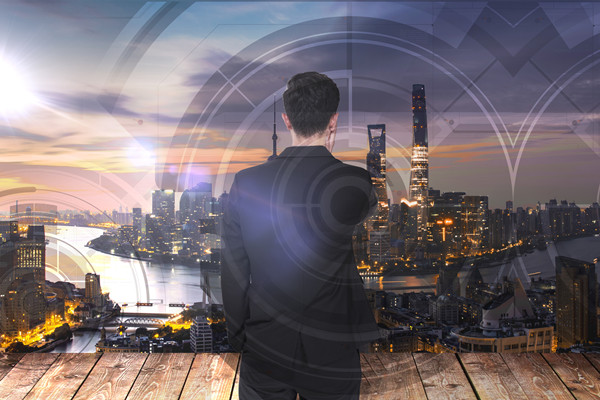 如何實現渠道整合與創新，從而提升企業銷售業績？