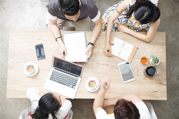 企業(yè)文化如何深度融合HR管理，增強團隊凝聚力？