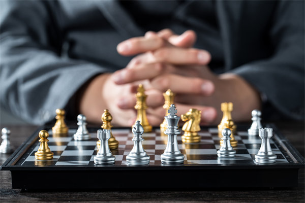 靈活調整企業(yè)戰(zhàn)略，應對市場變化實現穩(wěn)健發(fā)展