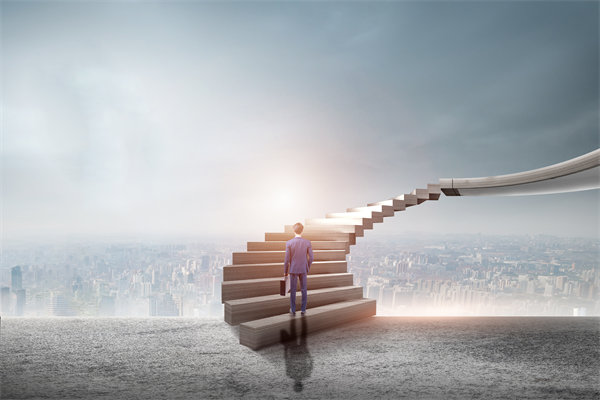 如何設(shè)計(jì)個(gè)性化員工成長(zhǎng)路徑，助力組織愿景實(shí)現(xiàn)？