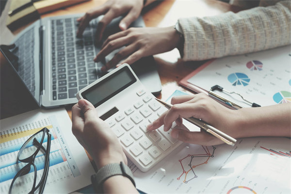 面對經(jīng)濟新常態(tài)，企業(yè)如何靈活調(diào)整預(yù)算策略？