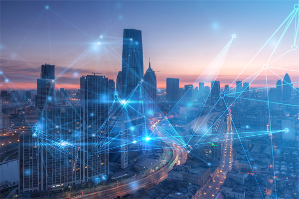 在制定年度經(jīng)營計劃時，如何平衡創(chuàng)新與穩(wěn)健？