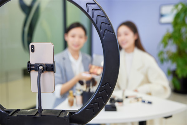 如何制定有效的營銷策略，以提升品牌影響力？