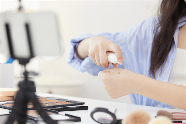 內(nèi)容為王時代，如何創(chuàng)作引人入勝的營銷內(nèi)容？