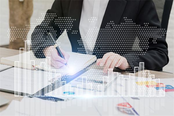 在數(shù)字化轉(zhuǎn)型背景下，績效管理體系如何創(chuàng)新與升級(jí)？