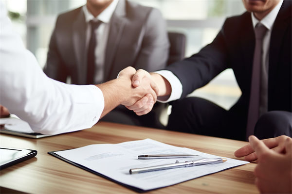 跨國企業(yè)如何管理文化差異以實(shí)現(xiàn)全球戰(zhàn)略協(xié)同？