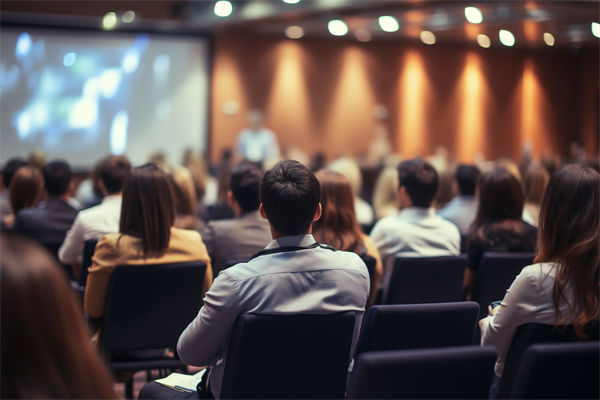 在員工培訓上，企業(yè)應如何投入，以獲得最大回報？