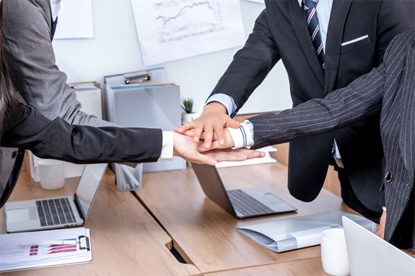 集團(tuán)管控下，如何激勵(lì)子公司創(chuàng)新與自主性？