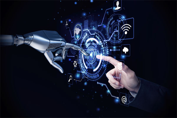 戰(zhàn)略管理與業(yè)務(wù)融合，推動(dòng)企業(yè)轉(zhuǎn)型升級(jí)與創(chuàng)新發(fā)展