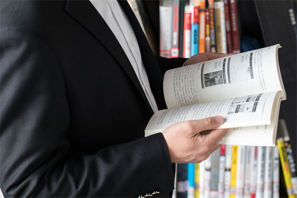 在快速變化的市場(chǎng)中，集團(tuán)管控如何保持靈活性？