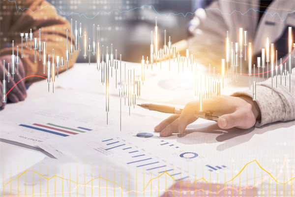 風(fēng)險(xiǎn)與機(jī)遇并存：年度經(jīng)營計(jì)劃中的應(yīng)對(duì)策略是什么？