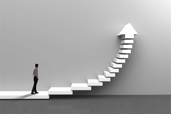 績效管理中，如何激勵優(yōu)秀員工，又幫助其提升？