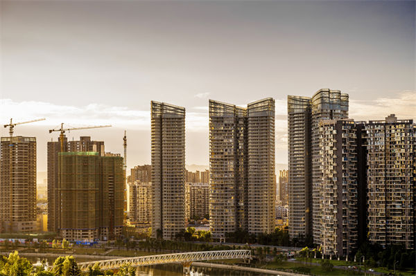 北上廣深樓市集體回暖，對(duì)制造型企業(yè)有何啟示？