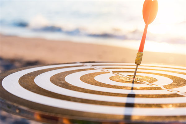 面對復(fù)雜市場環(huán)境，管理咨詢?nèi)绾屋o助精準定位市場？