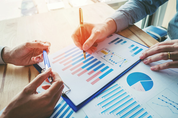 薪酬績(jī)效數(shù)據(jù)如何收集與分析，為決策提供支撐？