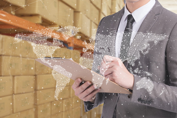 在全球化背景下，供應鏈咨詢?nèi)绾沃ζ髽I(yè)拓展市場？