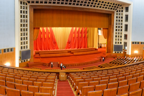 這場(chǎng)民營(yíng)企業(yè)座談會(huì)釋放重要信號(hào)，民營(yíng)企業(yè)的春天要來(lái)了？