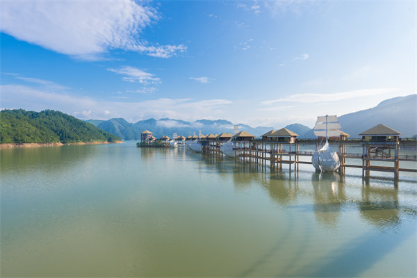 麗水戰(zhàn)略咨詢公司如何為企業(yè)量身定制破局發(fā)展戰(zhàn)略？