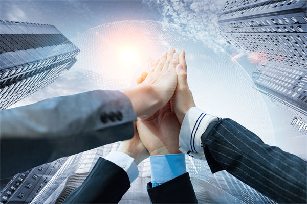 內(nèi)耗嚴(yán)重、效率低下，管理咨詢?nèi)绾沃厮芷髽I(yè)協(xié)作生態(tài)？