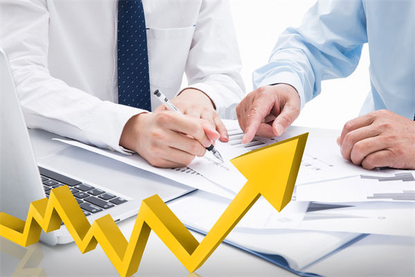 員工培訓(xùn)無(wú)效、成長(zhǎng)慢，人力資源管理怎樣定制高效方案？