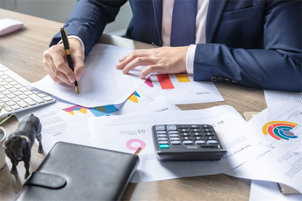 薪酬調(diào)整沒方向，怎樣通過管理讓薪酬動(dòng)態(tài)適配發(fā)展？