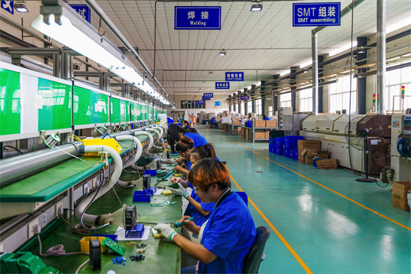 中企電話(huà)被美客戶(hù)打爆：一船難求，關(guān)聯(lián)企業(yè)年度經(jīng)營(yíng)計(jì)劃怎么看？