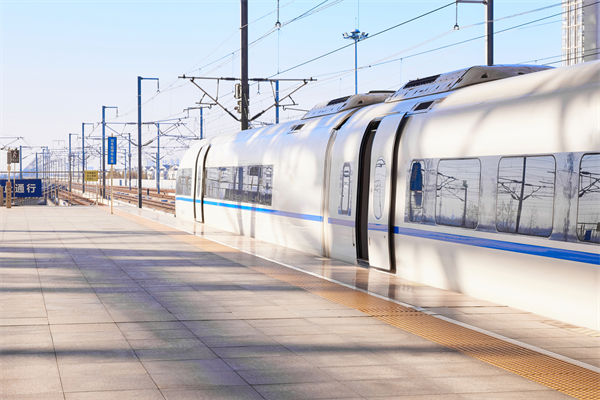 美國(guó)為什么沒(méi)有中國(guó)那樣的高鐵？是哪些方面限制了？