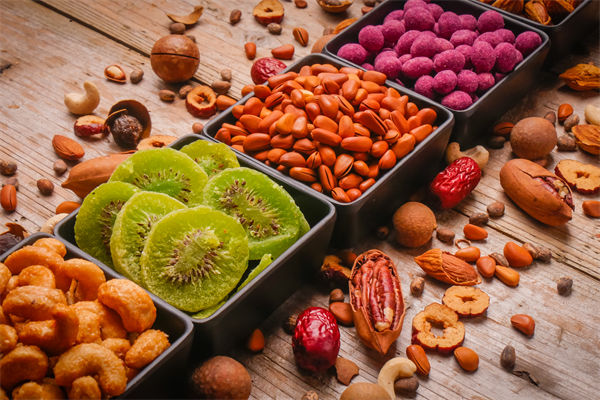 品牌營銷分析：第一批開零食店的人，賺夠千萬離場了