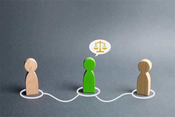 榮耀CEO承認(rèn)銷量非常困難，眾多企業(yè)的品牌戰(zhàn)略啟示