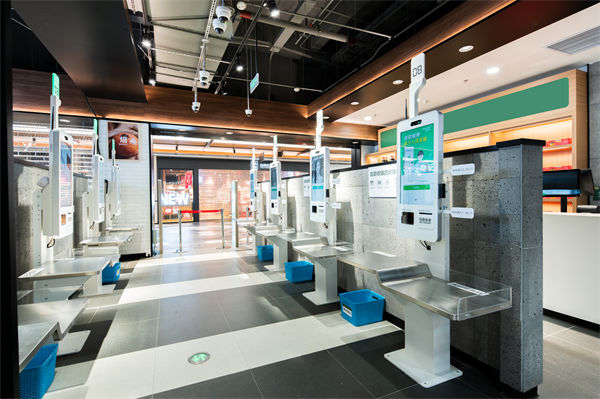 傳統(tǒng)業(yè)務(wù)持續(xù)萎縮，如何用數(shù)字化撕開增長第二曲線？