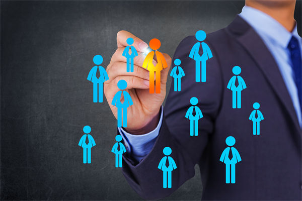 員工敬業(yè)度持續(xù)走低，人力資源怎樣精準(zhǔn)激活團(tuán)隊(duì)動(dòng)能？